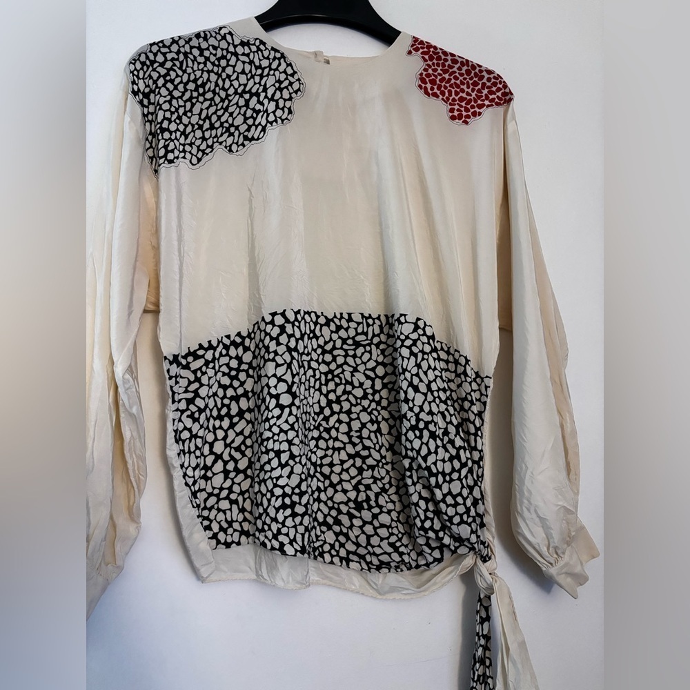 Josephine Chaus Cream and Black Patterned Women's Top